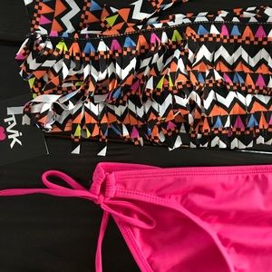 NWT Tavik x PacSun Geometric Bikini